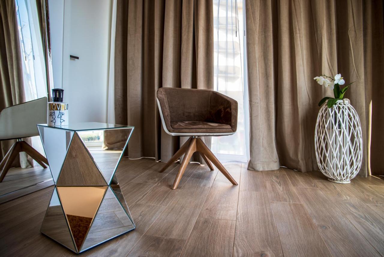 One Design Hotel Римини Экстерьер фото